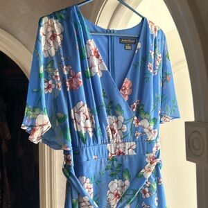 Jessica Howard floral long dress